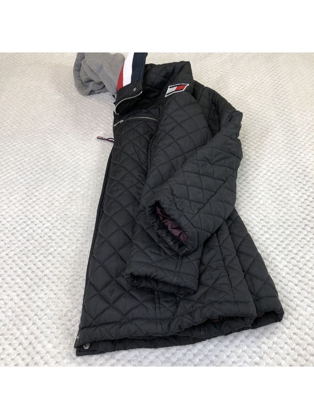 Size XS Tommy Hilfiger Women’s Quilted Puffer Jacket Lined Removable Hood CN - Picture 16 of 16